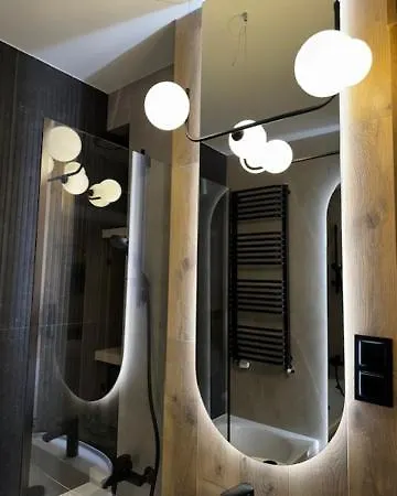 Lägenhet Family & Business Premium No1 - 1 Bedroom With Private Jacuzzi, Balcony, Parking Warszawa