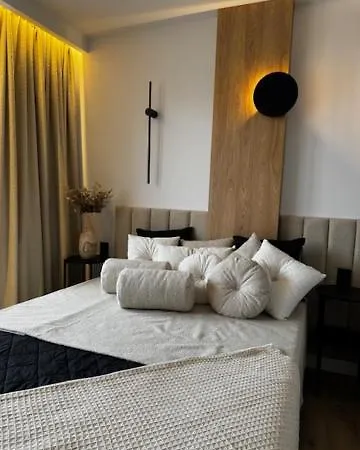 Family & Business Premium No1 - 1 Bedroom With Private Jacuzzi, Balcony, Parking