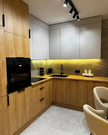 Апартаменты Family & Business Premium No1 - 1 Bedroom With Private Jacuzzi, Balcony, Parking *