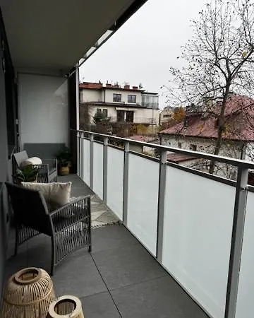 Family & Business Premium No1 - 1 Bedroom With Private Jacuzzi, Balcony, Parking Apartment *