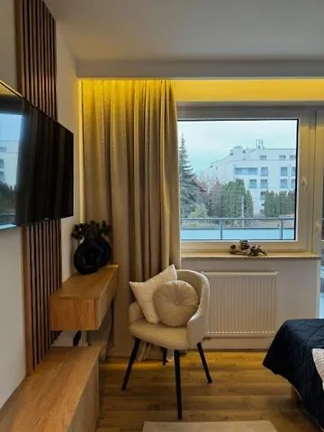 Family & Business Premium No1 - 1 Bedroom With Private Jacuzzi, Balcony, Parking Διαμέρισμα *
