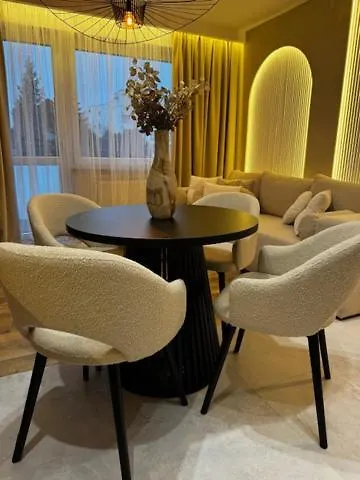 Family & Business Premium No1 - 1 Bedroom With Private Jacuzzi, Balcony, Parking Βαρσοβία