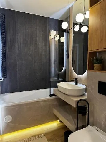 Διαμέρισμα Family & Business Premium No1 - 1 Bedroom With Private Jacuzzi, Balcony, Parking Βαρσοβία