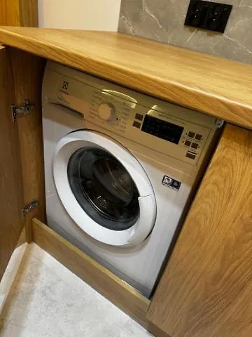 Family & Business Premium No1 - 1 Bedroom With Private Jacuzzi, Balcony, Parking *