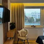 Family & Business Premium No1 - 1 Bedroom With Private Jacuzzi, Balcony, Parking Appartement *