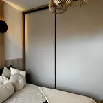 Appartement Family & Business Premium No1 - 1 Bedroom With Private Jacuzzi, Balcony, Parking Warschau