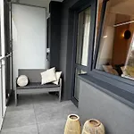 Family & Business Premium No1 - 1 Bedroom With Private Jacuzzi, Balcony, Parking Appartement *