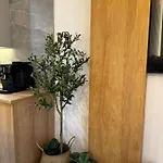 Appartement Family & Business Premium No1 - 1 Bedroom With Private Jacuzzi, Balcony, Parking *