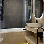 Appartement Family & Business Premium No1 - 1 Bedroom With Private Jacuzzi, Balcony, Parking Warschau